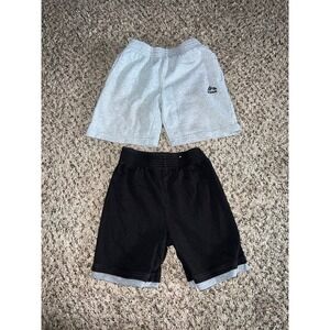 Boys short‎ bundle size 4T